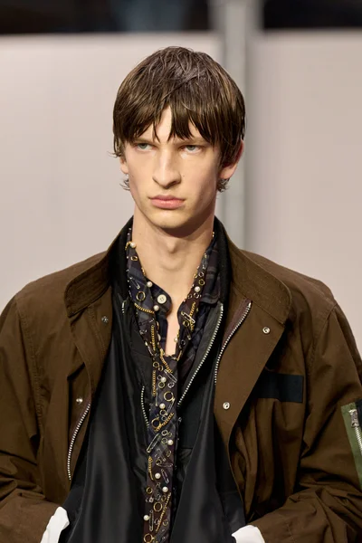 Look 92